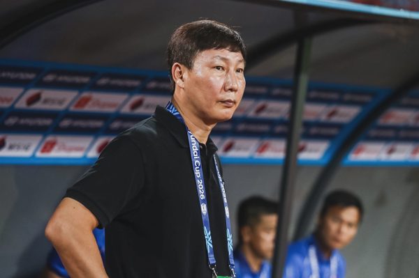 HLV Kim Sang Sik: "Tôi xin lỗi người hâm mộ Việt Nam"