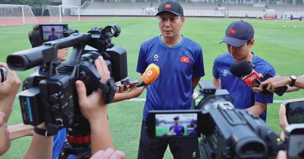 HLV Kim Sang-sik vẫn tiếc nuối vì thua Thái Lan: ‘Đội tuyển Việt Nam nhất định phải thắng Pakistan’