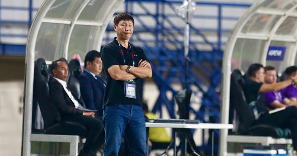 HLV Kim Sang-sik xin lỗi vì thua Thái Lan: 'Trách nhiệm hoàn toàn thuộc về về tôi, tôi thấy xấu hổ'