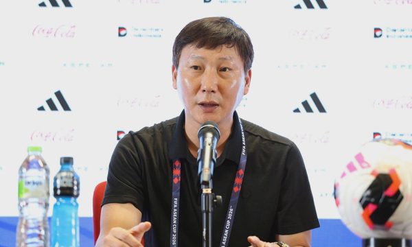 HLV Kim: 'Việt Nam khởi đầu không tốt trước Pakistan vì thời tiết'