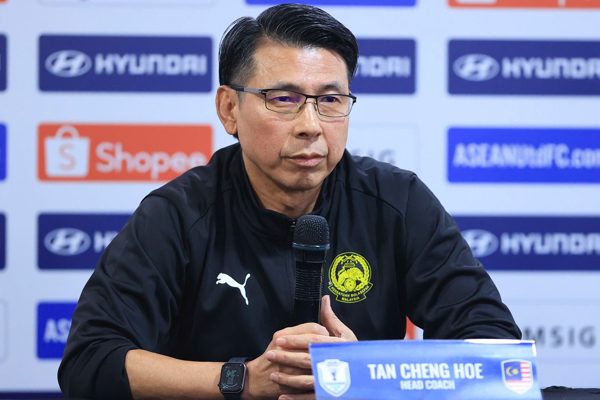 HLV Malaysia mơ cùng học trò tái hiện kỳ tích trước tuyển Việt Nam