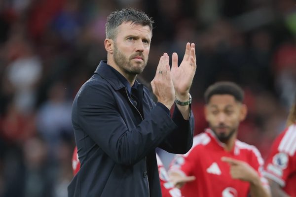 HLV Michael Carrick tuyên bố mạnh mẽ sau chiến thắng đầu tiên của Man Utd