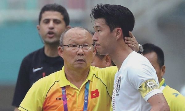 HLV Park Hang-seo: 'Tôi có lỗi vì không thể bảo vệ cầu thủ ở World Cup'
