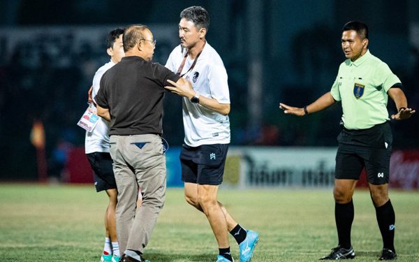 HLV Park Hang Seo tuyên bố 'sẽ nói thẳng về bóng đá Thái Lan nếu nghỉ việc'