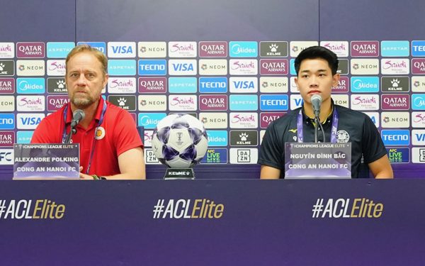 HLV Polking và Đình Bắc muốn thắng Gamba Osaka