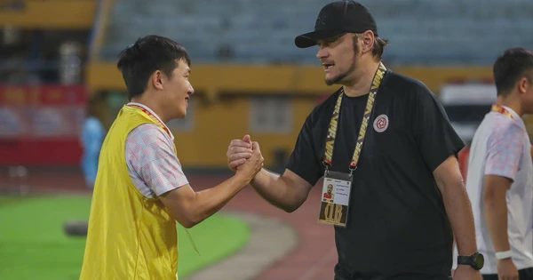 HLV Popov thất vọng vì thua đau Hà Tĩnh, xót xa khi Doãn Ngọc Tân lại chấn thương nặng