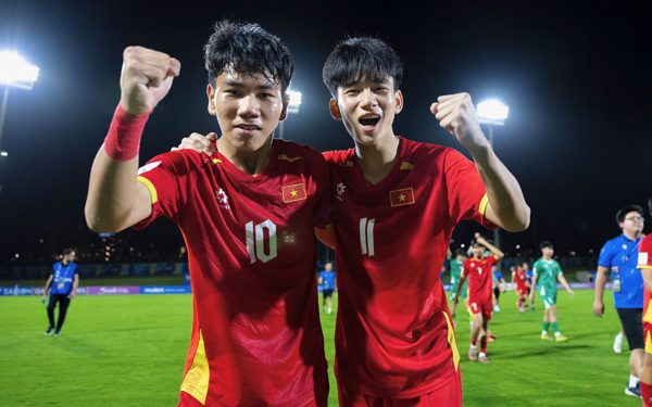 HLV Roland gọi 29 cầu thủ U17 Việt Nam tập trung chuẩn bị cho U17 World Cup 2026