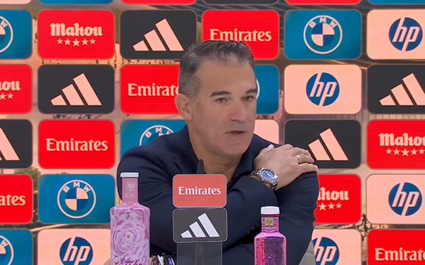 HLV Sevilla 'tố' VAR không can thiệp để tạo lợi thế cho Real trước Barca