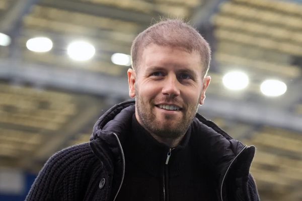 HLV trưởng Brighton từ chối đề nghị dẫn dắt MU