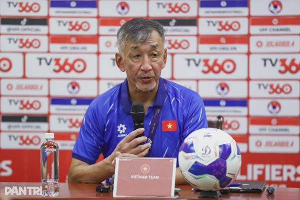 HLV U20 Việt Nam nêu lý do đội nhà thất bại trước U20 Triều Tiên