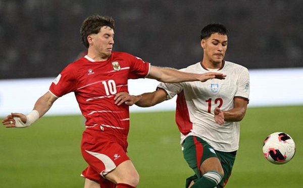 HLV và truyền thông Indonesia giải thích lý do trọng tài tăng bù giờ từ 2 phút thành 7