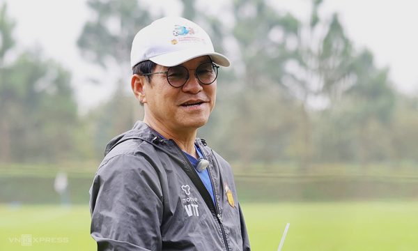 HLV Vũ Tiến Thành: 'HAGL không sợ rớt hạng'