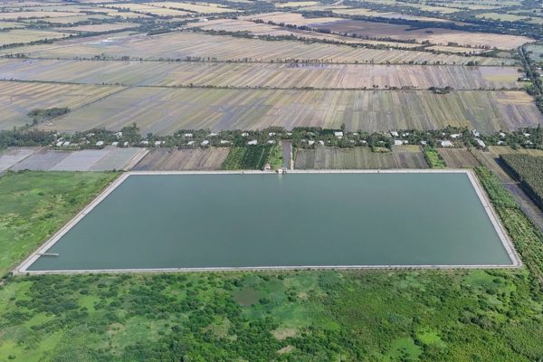 Hồ nước ngọt phục vụ hàng trăm nghìn dân ở Cần Thơ vẫn chưa thể vận hành
