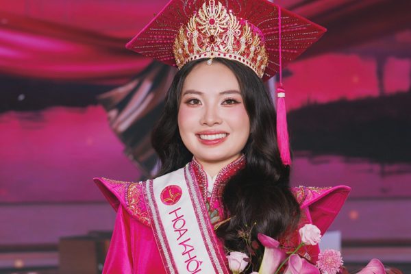 Hoa khôi Sinh viên 2026 kể hành trình "khó quên" khi đạt thủ khoa Y Hà Nội