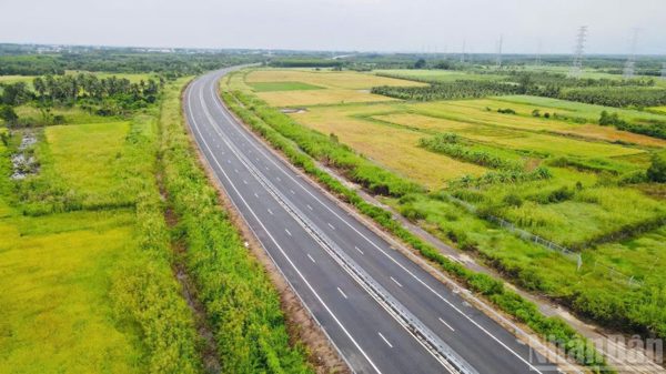 Hoàn thành xây dựng 5.000km đường cao tốc vào năm 2030