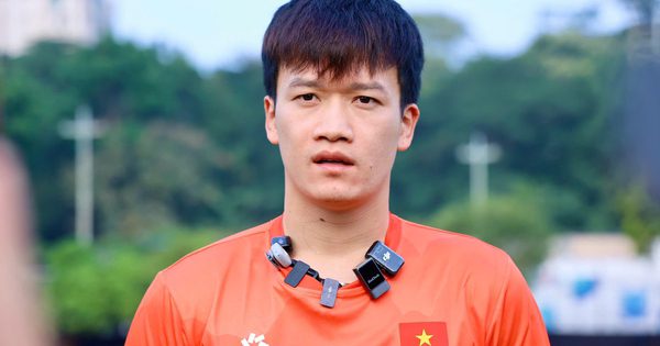 Hoàng Đức vẫn chưa thể tập cùng đội tuyển Việt Nam, bỏ ngỏ cơ hội ra sân đấu Philippines