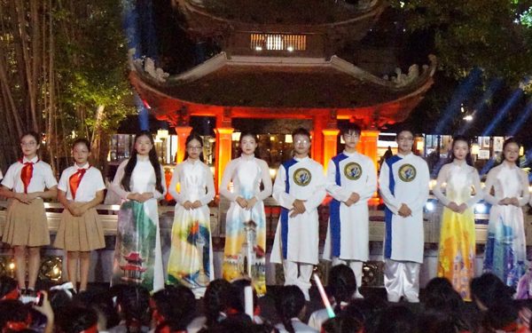 Học sinh ba trường Chu Văn An thi tìm hiểu về đạo học của người Việt