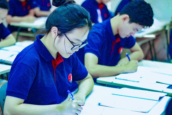 Học sinh lớp 5, 9, 12 kiểm tra cuối kỳ bằng đề chung của Sở: Các trường nói gì?