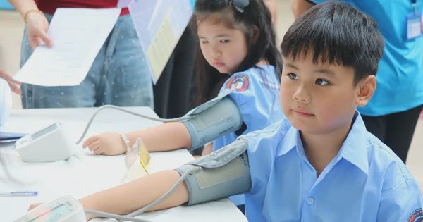Học sinh, sinh viên đóng BHYT năm học 2026 - 2027 mỗi tháng bao nhiêu?
