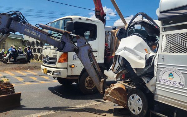 Học viên lái xe tử vong khi đang tập chạy đường trường