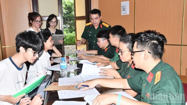 Học viện Quân y đón 257 tân sinh viên hệ dân sự nhập học