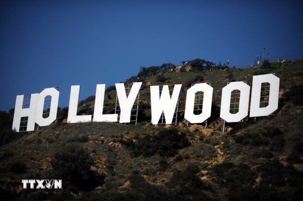 Hollywood xuất hiện “gã khổng lồ” mới sau thương vụ 81 tỷ USD