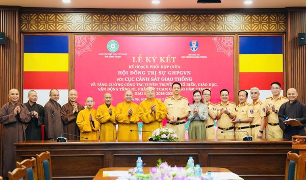 Hơn 1,17 triệu tăng ni, phật tử được tuyên truyền giao thông