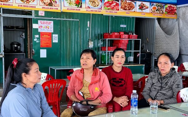 Hơn 100 quán hải sản dọc bờ kè biển Nhật Lệ có thể chuyển qua mô hình lưu động?
