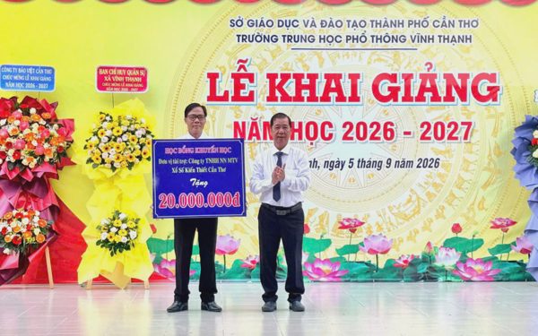 Hơn 137 triệu đồng cho học sinh nghèo dịp khai giảng ở Cần Thơ