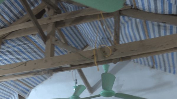 Hơn 140 học sinh chưa thể đến trường: Cận cảnh những phòng học xuống cấp