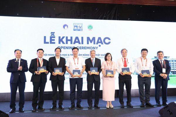 Hơn 2.000 chuyên gia dự hội nghị nha khoa quốc tế tại TPHCM