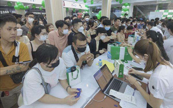 Hơn 220.000 iPhone 18 đã được người dùng Việt đặt mua, 90% chọn Pro Max