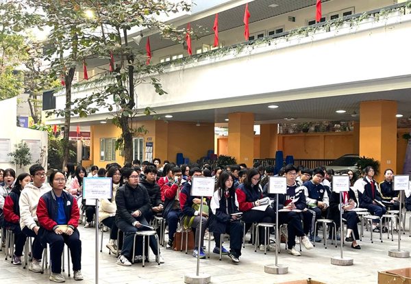 Hơn 3.300 học sinh Hà Nội đoạt giải trong kỳ thi học sinh giỏi thành phố