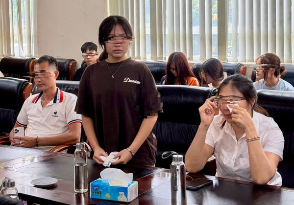 Hơn 30 thí sinh nguy cơ trượt ĐH vì trường bất ngờ nâng điểm sàn: ĐHQG Hà Nội nói gì?