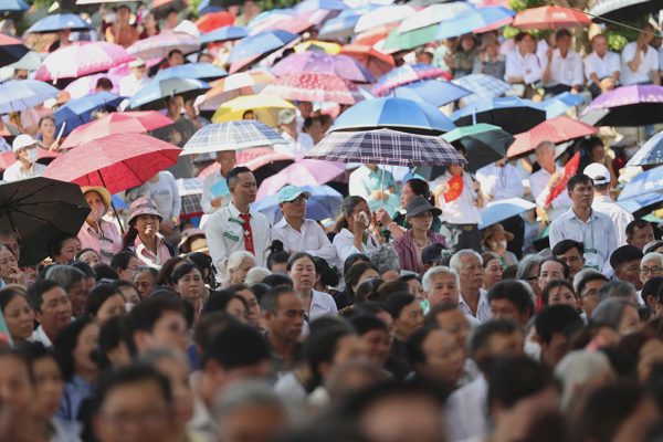 Hơn 50.000 người dự khánh thành Đền thánh trung tâm Đức Mẹ Núi Cúi