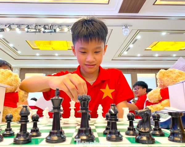 Hơn 800 kỳ thủ nhí Nghệ An tranh tài quyết liệt