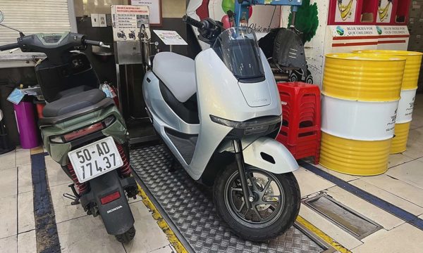 Honda bắt đầu bán xe điện UC3 lắp ráp trong nước