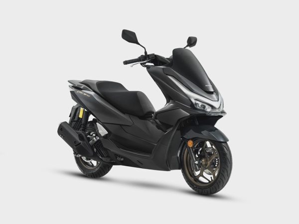 Honda PCX160 2026 ra mắt: Thiết kế tinh chỉnh, thêm công nghệ, đi 352km với một bình đầy