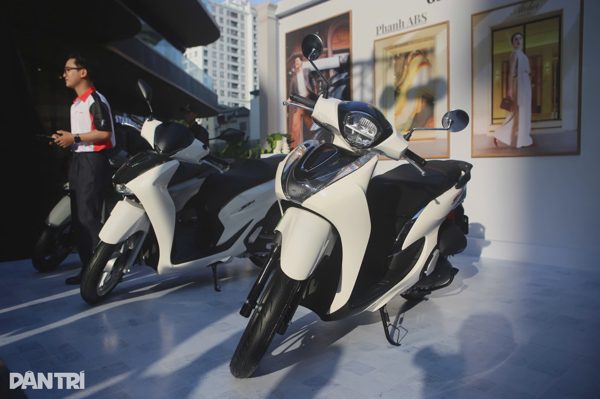 Honda Sh mode 2027 ra mắt, nâng cấp thiết kế, động cơ đạt chuẩn Euro 4