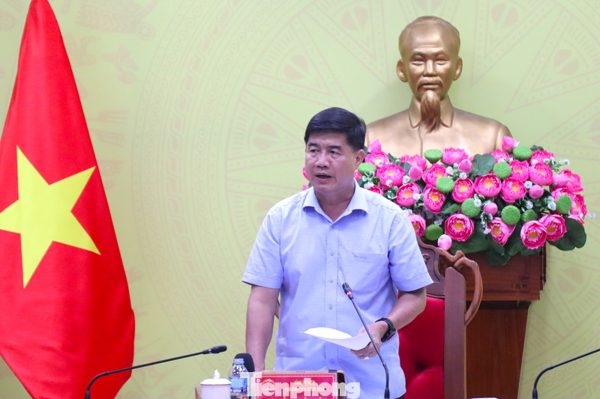 Họp khẩn chống hạn: Phó Chủ tịch Đắk Lắk 'truy' sở, phê bình lãnh đạo xã