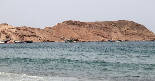 Houthi chiếm đảo chiến lược ở eo biển Bab al-Mandab, Iran lên tiếng