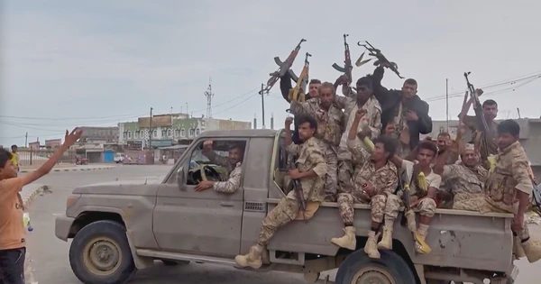 Houthi tuyên bố tấn công căn cứ quân sự của Ả Rập Xê Út