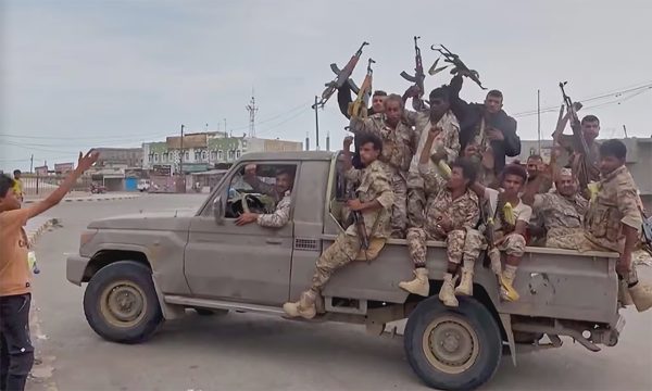 Houthi tuyên bố vẫn trụ vững tại lãnh thổ mới kiểm soát