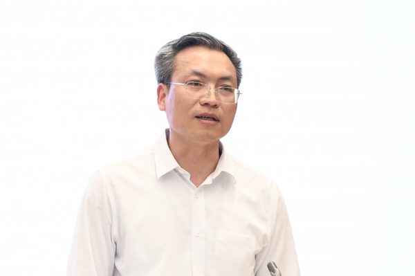 Huấn 'Hoa Hồng' nói biết trước kết quả xổ số để lừa đảo