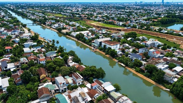 Huế đầu tư gần 100 tỷ đồng xây thêm đường đi bộ kết hợp kè ven sông