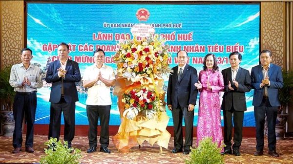 Huế đồng hành cùng doanh nghiệp, khơi thông động lực phát triển