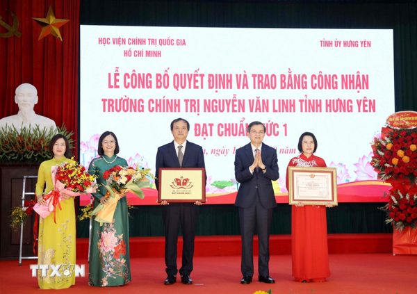 Hưng Yên: Trường Chính trị Nguyễn Văn Linh được công nhận đạt chuẩn mức 1