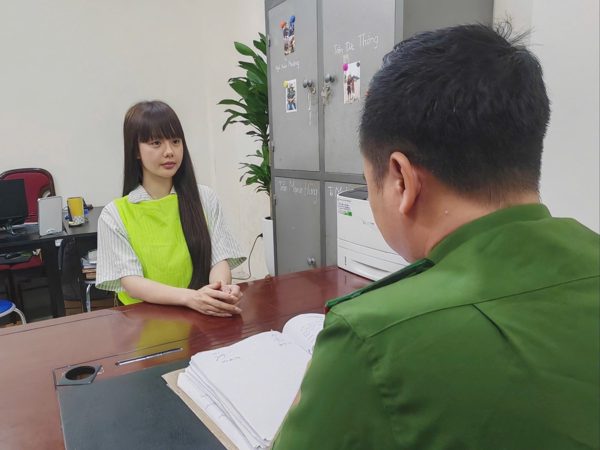 'Hương Loramen' bị khởi tố