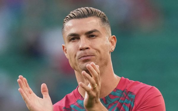 Huyền thoại bóng đá Brazil ủng hộ Ronaldo rời đội tuyển Bồ Đào Nha
