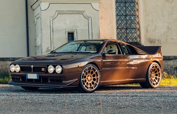 Huyền thoại Lancia 50 năm tuổi được tái hiện, xế hàng hiếm giá triệu USD